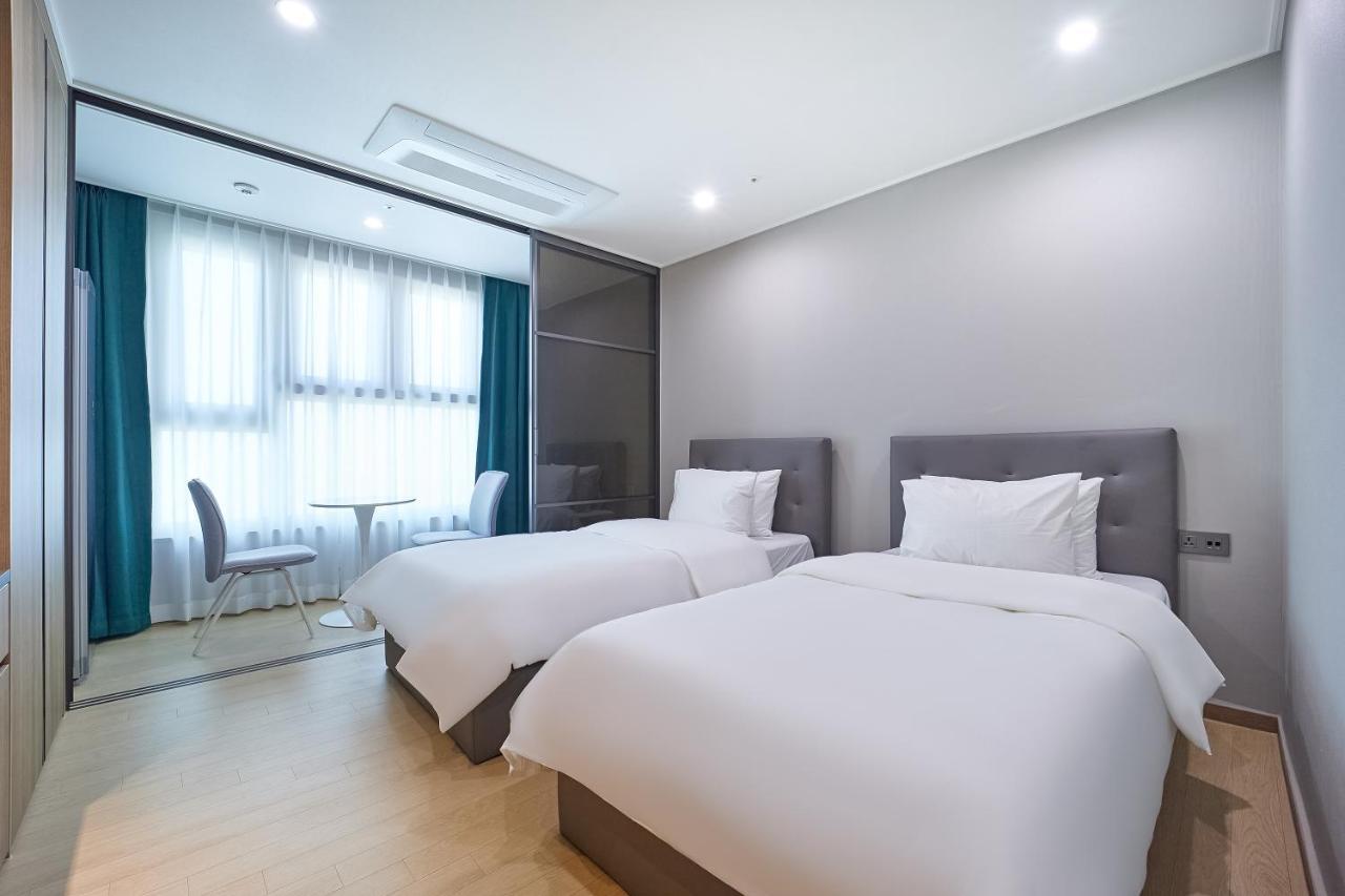 Jeonju Signature Hotel Bagian luar foto