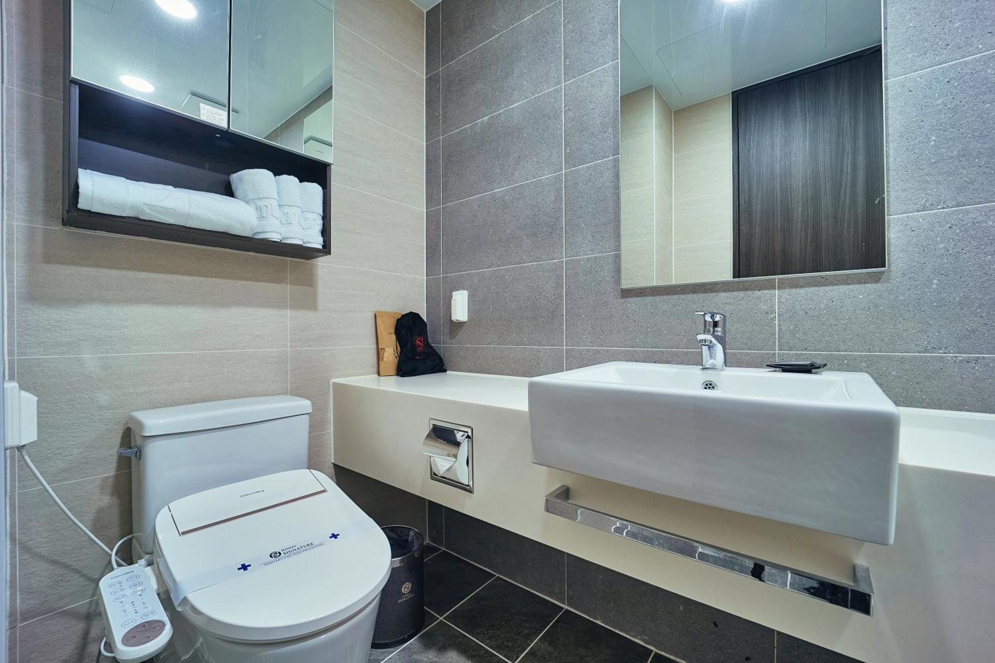 Jeonju Signature Hotel Bagian luar foto