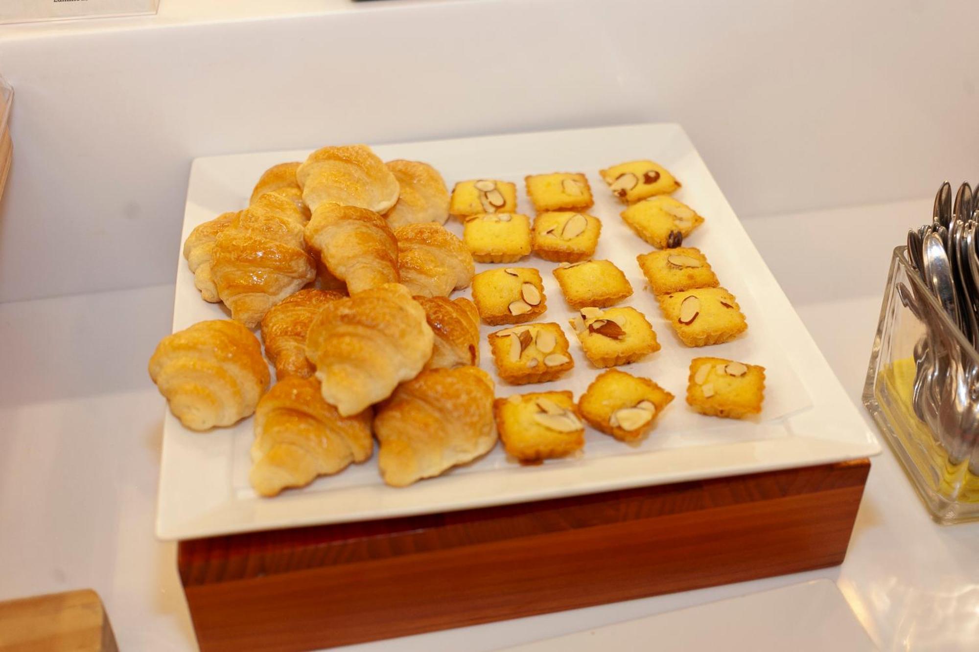 Jeonju Signature Hotel Bagian luar foto